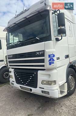 Тягач DAF 95 2004 в Прилуках