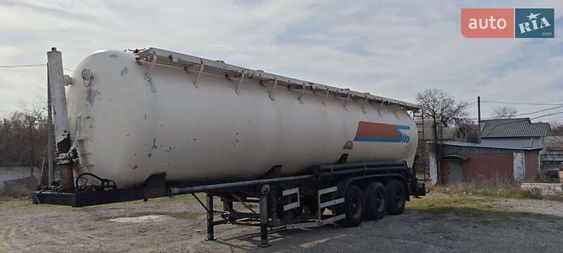 Тягач DAF 95 1999 в Днепре