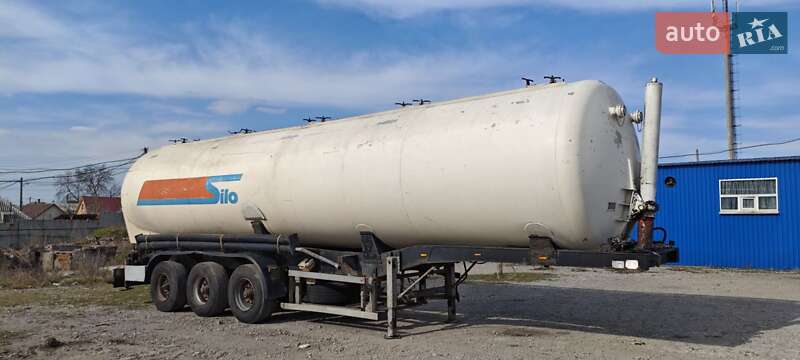 Тягач DAF 95 1999 в Днепре