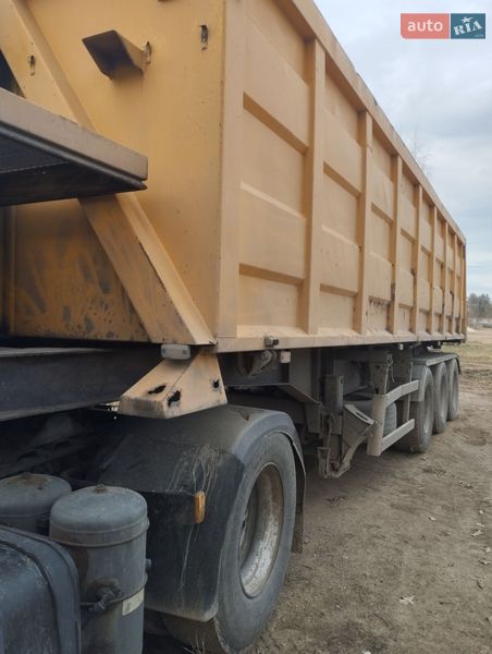 Самосвал DAF 95 2000 в Иршанске