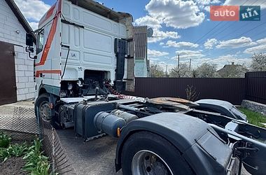 Тягач DAF 95 2000 в Миргороде