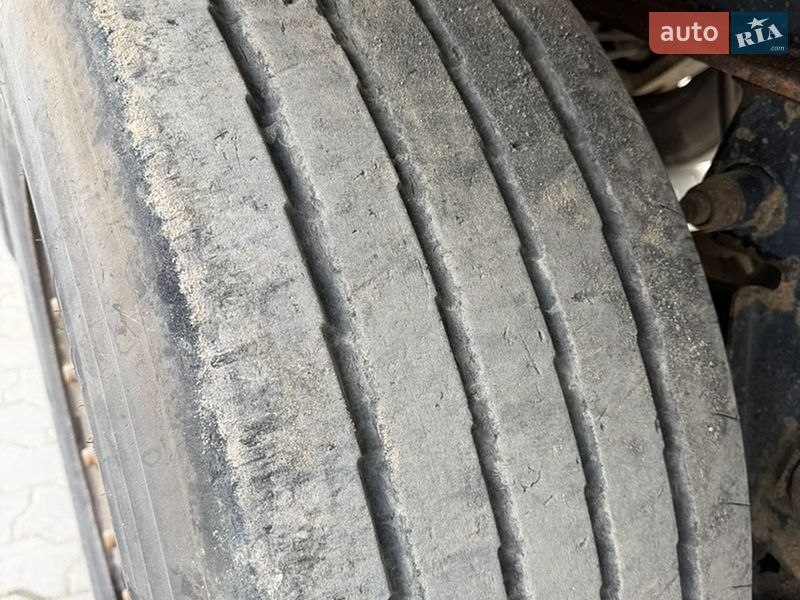 Тягач DAF 95 2002 в Львове