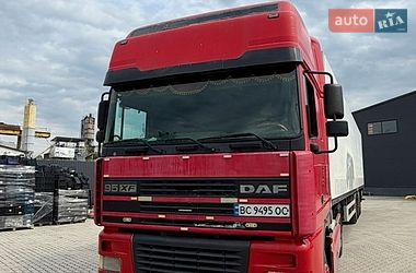 Тягач DAF 95 2002 в Львове