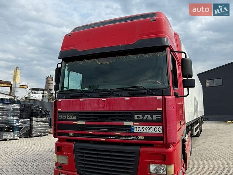 Тягач DAF 95 2002 в Львове