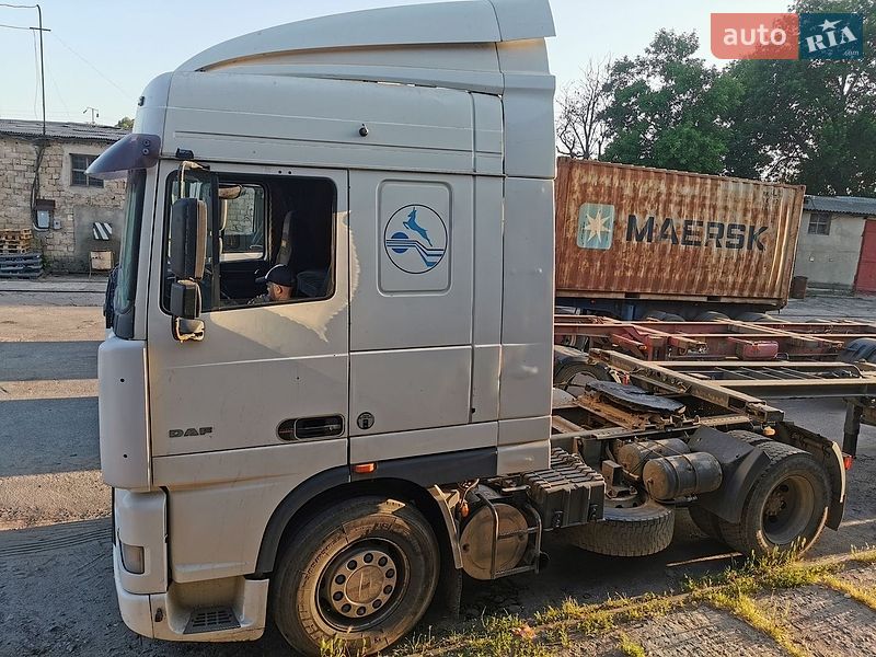 Контейнеровоз DAF 95 1998 в Одесі