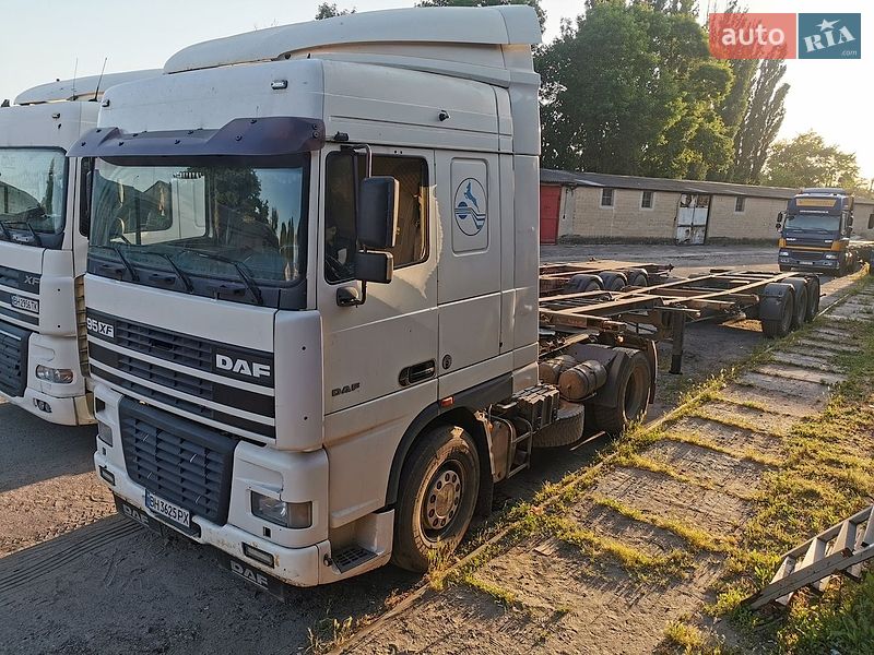 Контейнеровоз DAF 95 1998 в Одессе Контейнеровоз DAF 95 1998 в Одессе