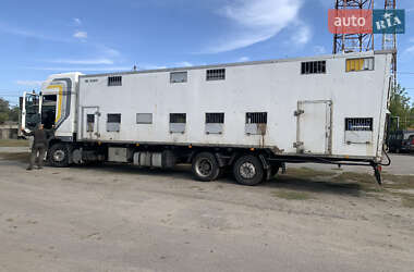Для перевозки животных DAF AE 2003 в 