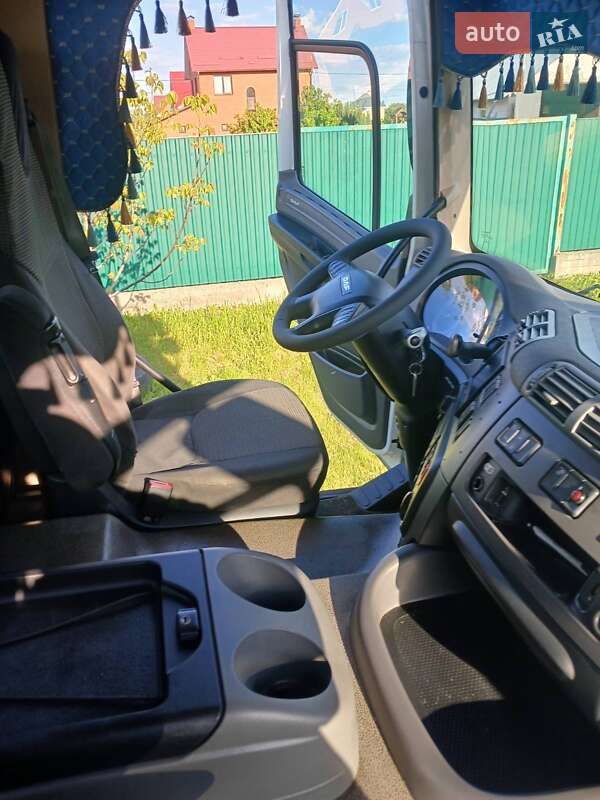 Цистерна DAF CF 290FT 2014 в Василькове