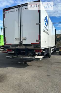Для перевозки животных DAF CF 75 2006 в 