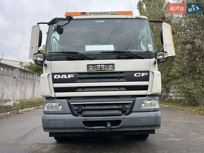 Тягач DAF CF 75 2013 в Киеве