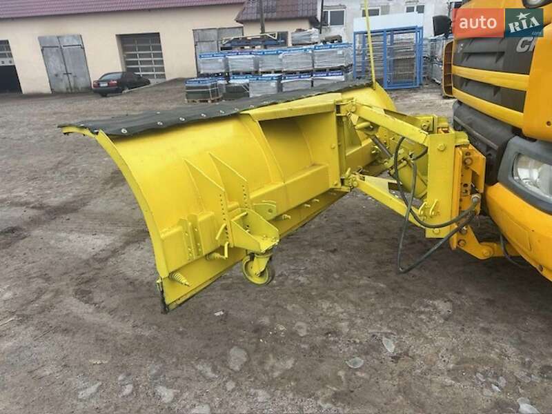 Снігоприбиральна машина DAF CF 75 2010 в Великій Багачці