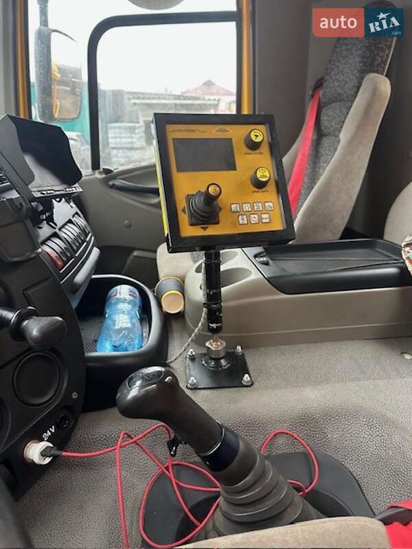Снігоприбиральна машина DAF CF 75 2010 в Великій Багачці