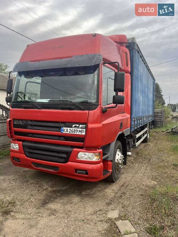 Тентований DAF CF 75 2002 в Києві