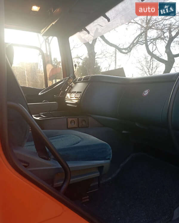 Вантажний фургон DAF CF 75 2003 в Болграді