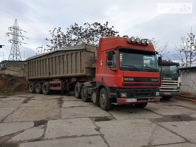 Самосвал DAF CF 85 2000 в Одессе