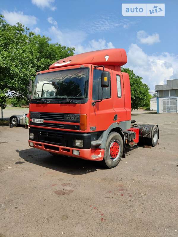 Тягач DAF CF 85 2001 в Новой Одессе