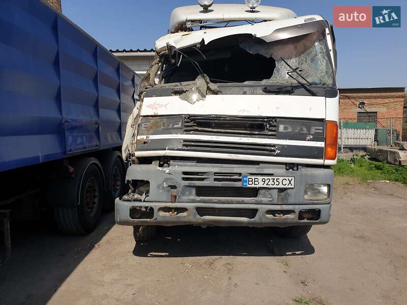 Тягач DAF CF 85 2001 в Николаеве