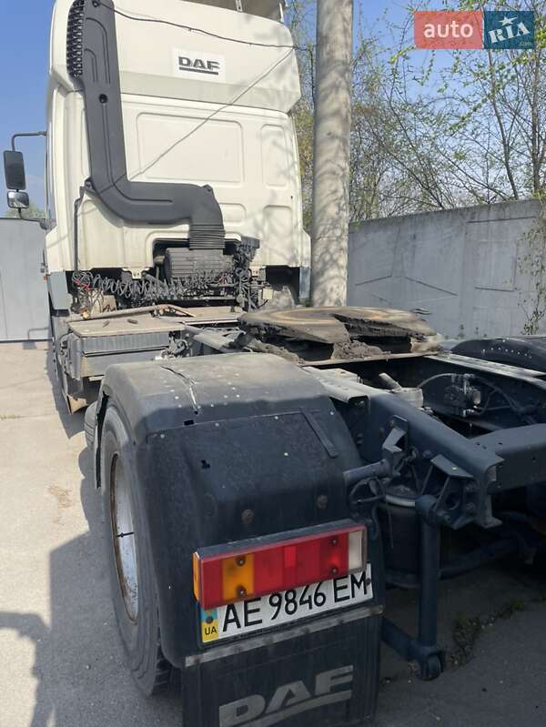 Тягач DAF CF 85 2003 в Дніпрі