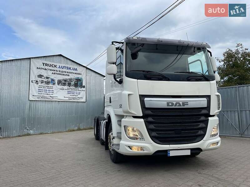 Тягач DAF CF 85 2014 в 
