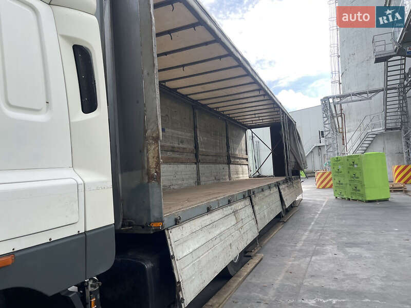 Тягач DAF CF 85 2009 в Смілі