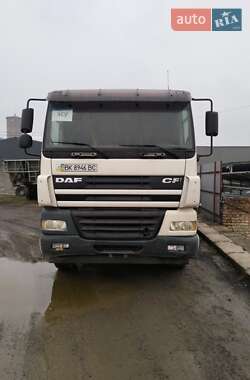 Тягач DAF CF 85 2005 в 