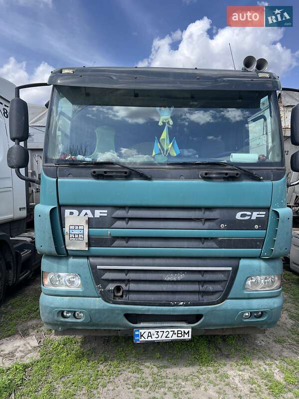 Тягач DAF CF 85 2011 в 