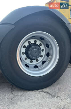 Тягач DAF CF 85 2012 в 