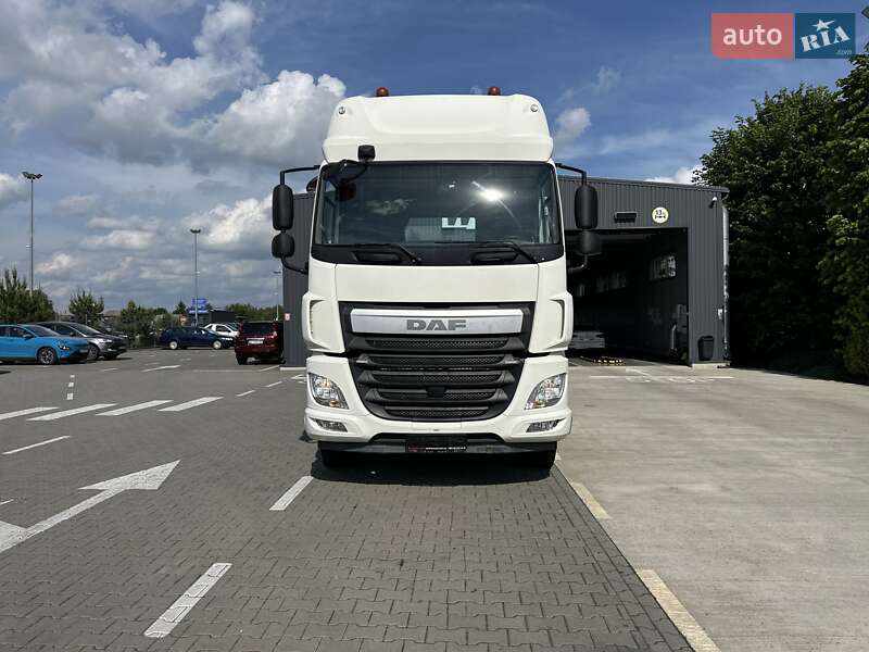 Тягач DAF CF 85 2015 в 