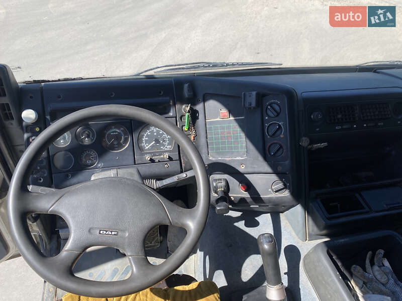 Самоскид DAF CF 85 2001 в Пустомитах