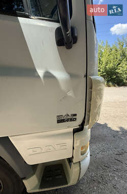 Тягач DAF CF 85 2012 в 