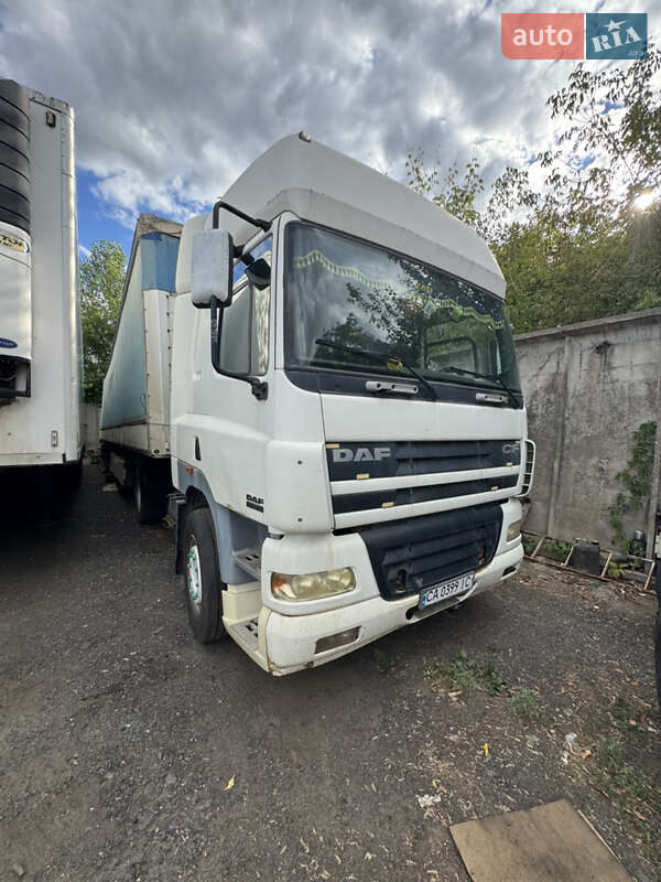 Тягач DAF CF 85 2004 в 
