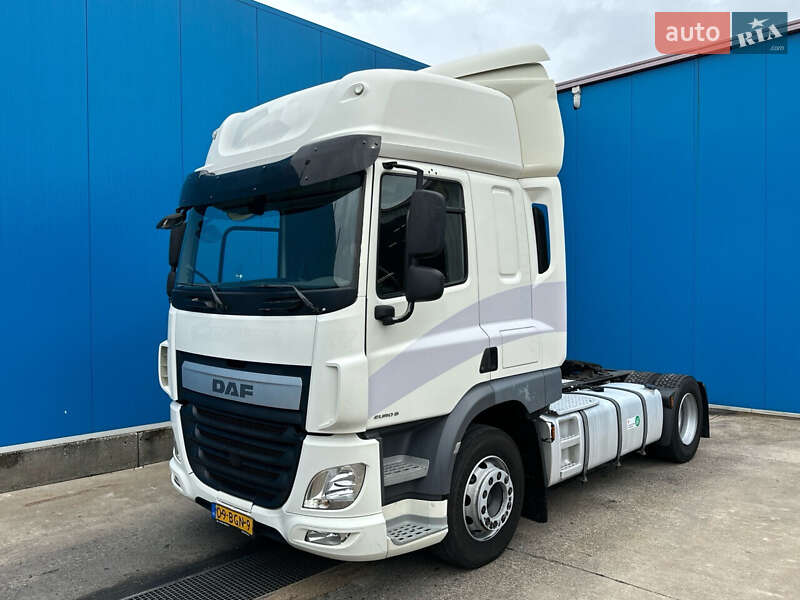 Тягач DAF CF 85 2015 в 