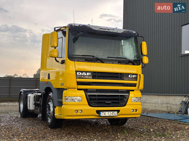 Тягач DAF CF 85 2011 в 