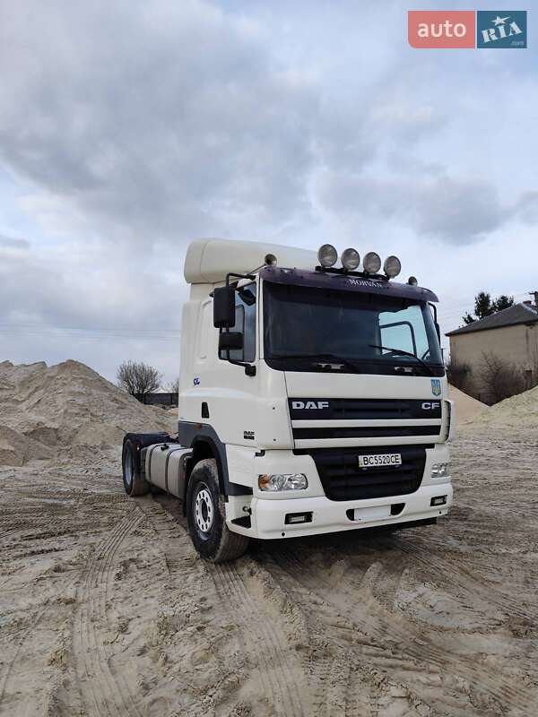Тягач DAF CF 85 2005 в Радехові