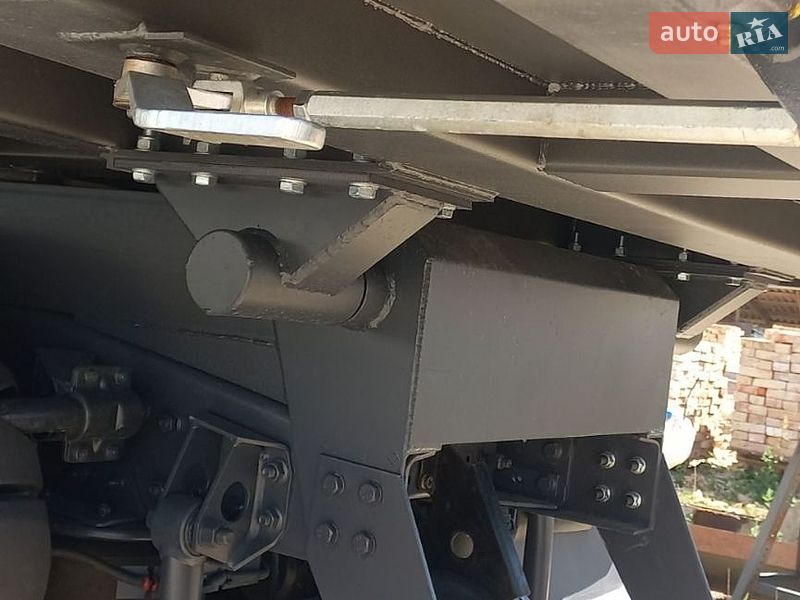 Самосвал DAF CF 85 2012 в Умани