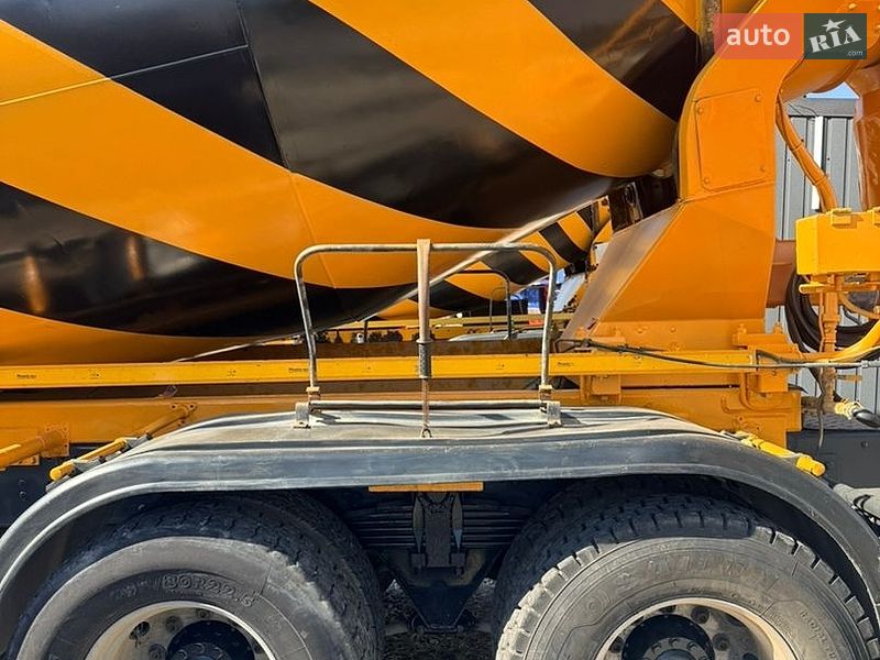 Бетономешалка (Миксер) DAF CF 85 2013 в Бучаче