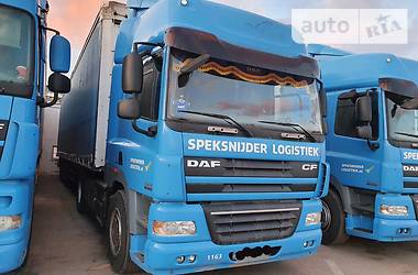 Тягач DAF CF 2009 в 