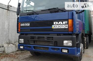 Тягач DAF CF 1998 в Харькове