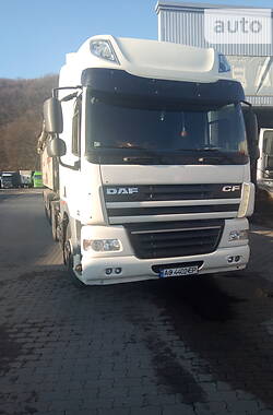 Тягач DAF CF 2011 в Тячеве