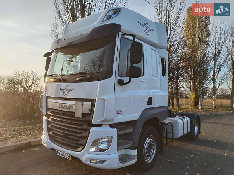 Тягач DAF CF 2015 в Черкассах