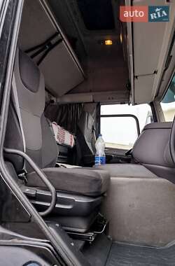 Тягач DAF CF 2015 в 