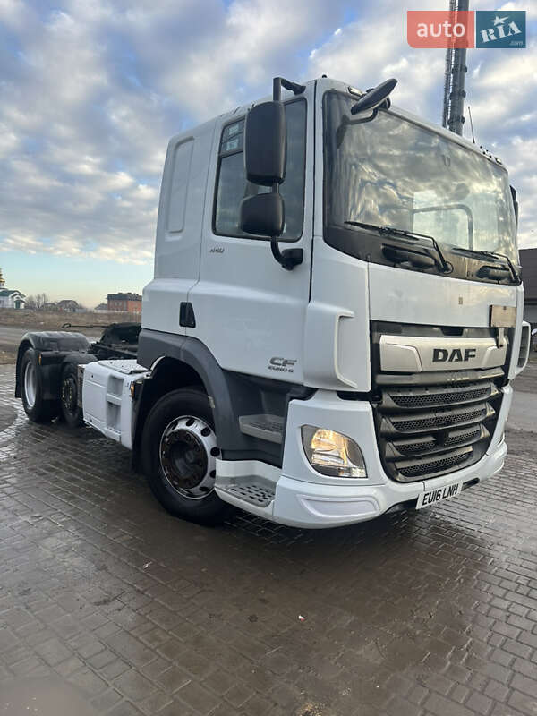 Тягач DAF CF 2017 в 
