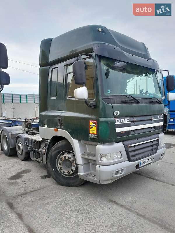 Тягач DAF CF 2011 в 