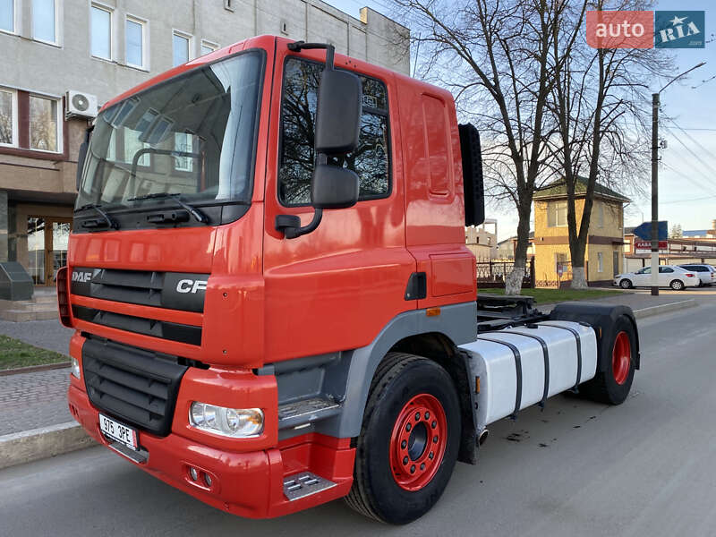 Тягач DAF CF 2010 в 