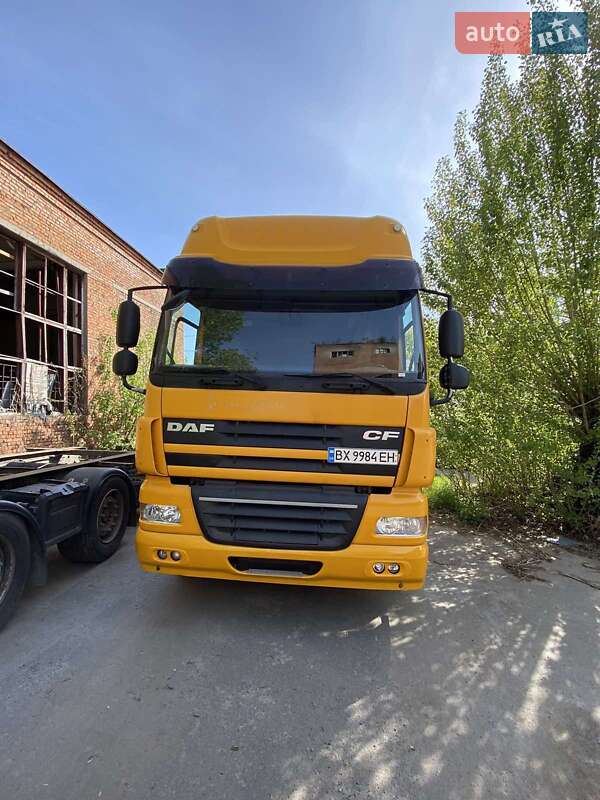 Тягач DAF CF 2010 в 