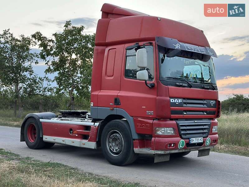 Тягач DAF CF 2007 в 