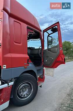 Тягач DAF CF 2007 в 