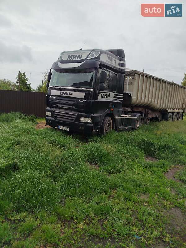 Самосвал DAF CF 2013 в 