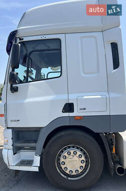 Тягач DAF CF 2008 в 
