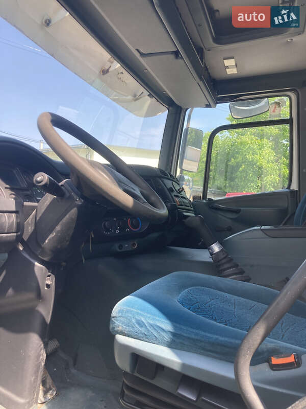 Самосвал DAF CF 2003 в Черновцах